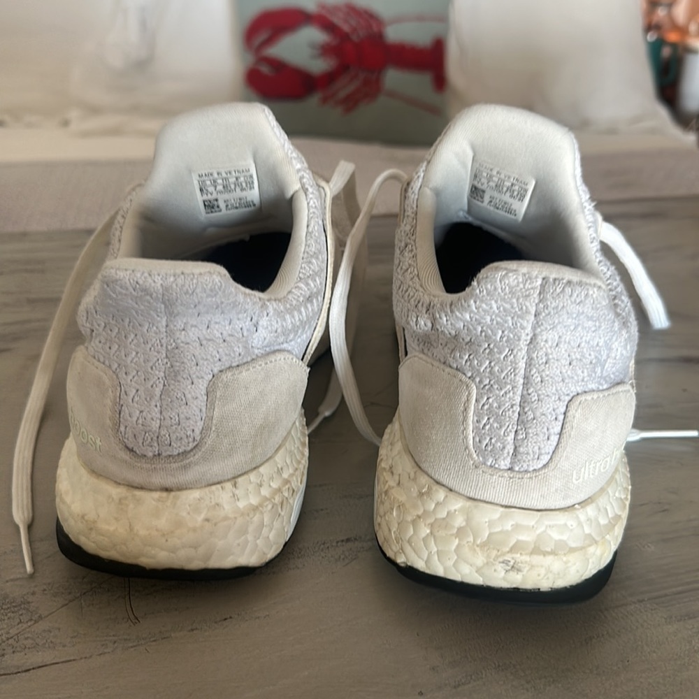 Adidas Ultraboost Tennis Shoe White - Picture 7 of 11